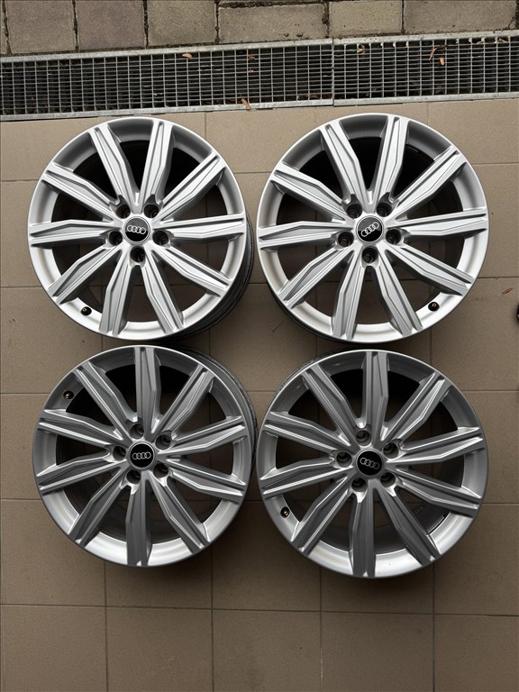 Gyári Audi 19 alufelni 8x19 et39 2. kép