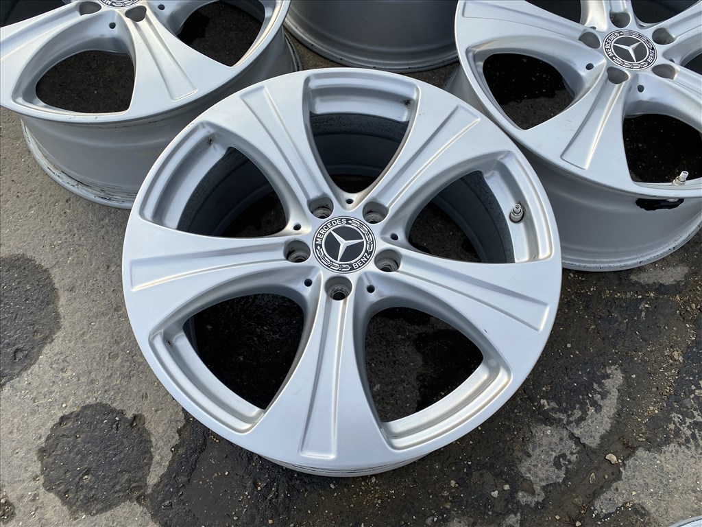  18-as,5x112 -es újszerű gyári Mercedes alufelni 3. kép