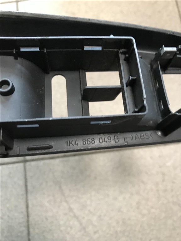 Volkswagen Golf V bal első ajtóbehúzó 1k4868049b 4. kép