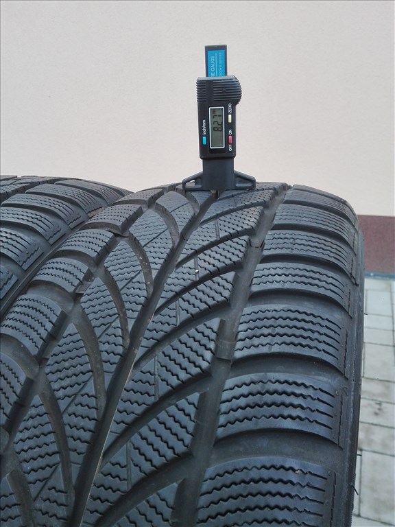 225/55R17 Maxxis téli gumi 2db 225/55 r17 2. kép