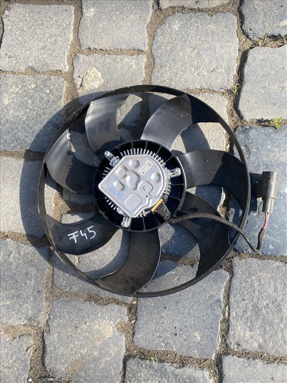 BMW 2-es sorozat F45/F46 klimaventillátor 7636071 1. kép