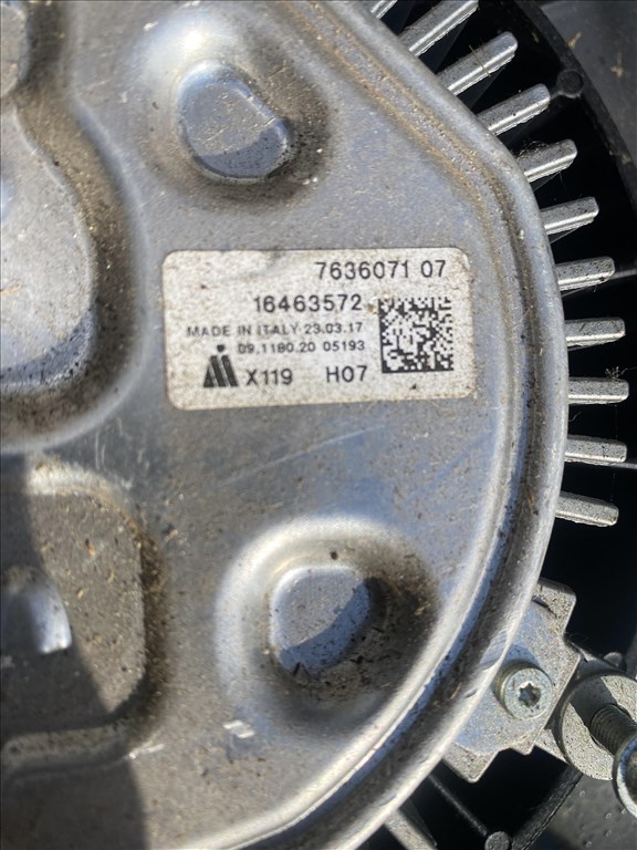 BMW 2-es sorozat F45/F46 klimaventillátor 7636071 2. kép