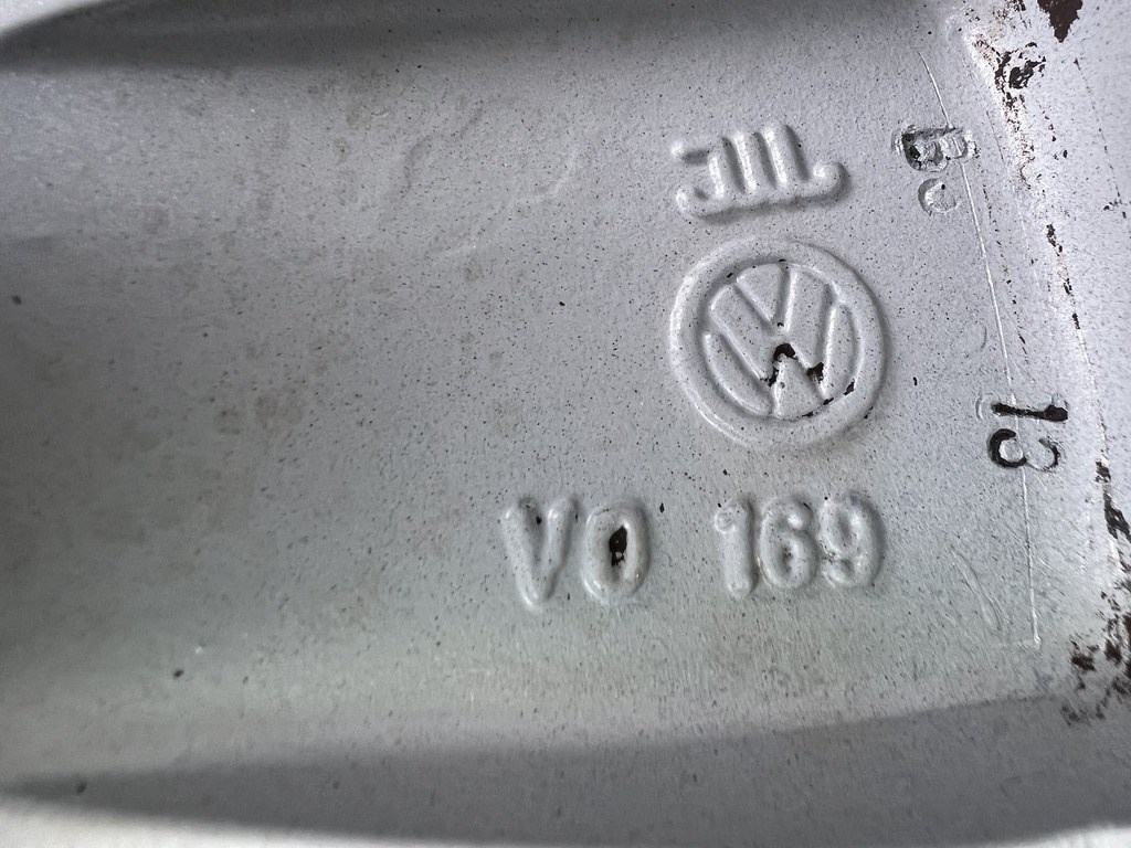 5x112 16" Volkswagen gyári alufelni 6,5Jx16h2 ET42 8. kép