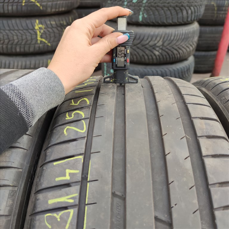  255/45 R20 Michelin nyári gumi 90000ft a 4db/314/ 2. kép