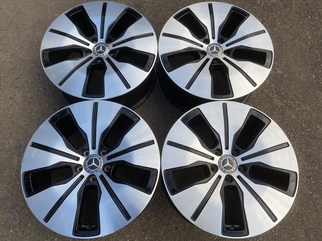 4db gyári 19" Mercedes-Benz GLC alufelni. (4143) 1. kép