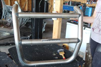 Toyota Land Cruiser Prado (J9) gallytörő