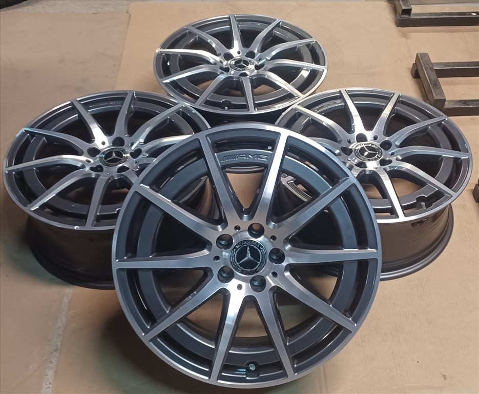 Mercedes GLA GLB W247 AMG 5x112 8x19 ET49 4db 2. kép