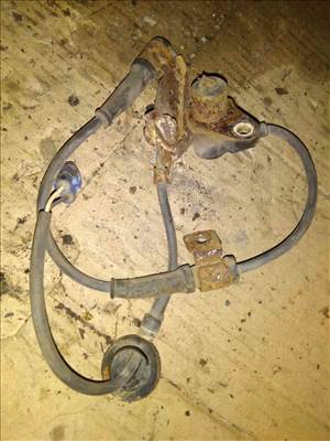 Suzuki Ignis 03-07 Bal Első ABS Jeladó