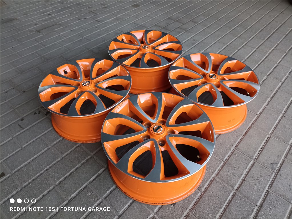 5x114,3 17" Nissan újszerű alufelni garnitúra  2. kép