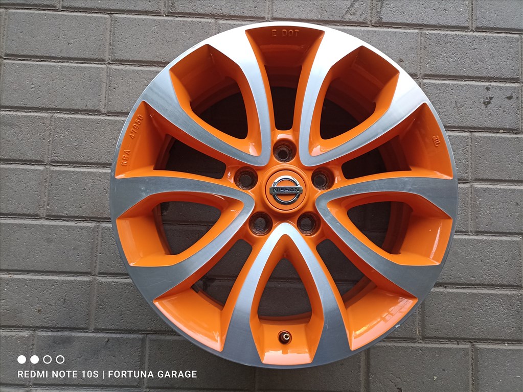 5x114,3 17" Nissan újszerű alufelni garnitúra  3. kép