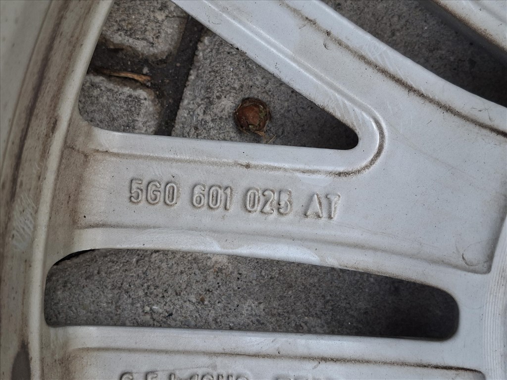  VW Golf VII 5x112 6,5J 16" gyári alufelni (25501) 7. kép