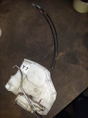 Suzuki SX4 Jobb Első Ajtó Zárszerkezet