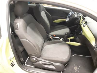 Opel Adam  ülés