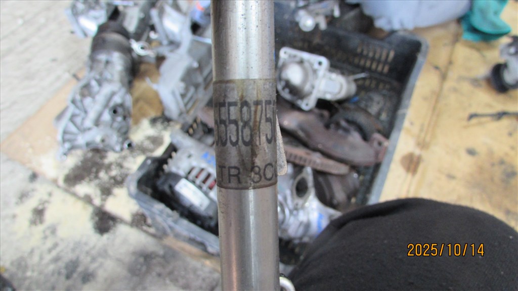 Opel Zafira C Tourer 2013 2.0D A20DTH turbó olajcső 55587503 3. kép