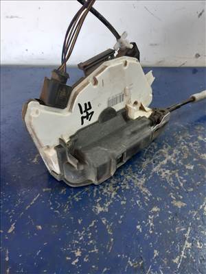 Skoda Fabia 06- Jobb Első Ajtó Zárszerkezet  Központizár Motor 1S1 837 016 B