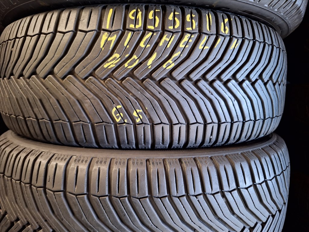  195/55/16"  Michelin négyévszakos gumi  1. kép