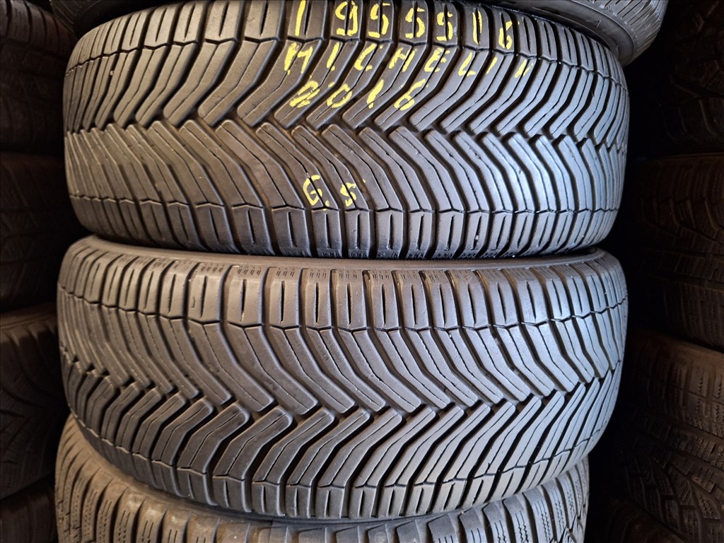  195/55/16"  Michelin négyévszakos gumi  2. kép
