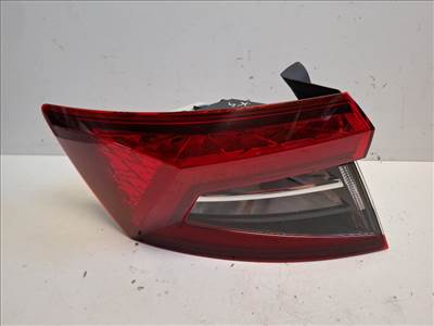 Skoda Karoq bal hátsó külső lámpa 57A945207