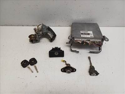 Toyota Corolla verso (E121) Zárgarnitúra motorvezérlővel 8966113170 1752008072