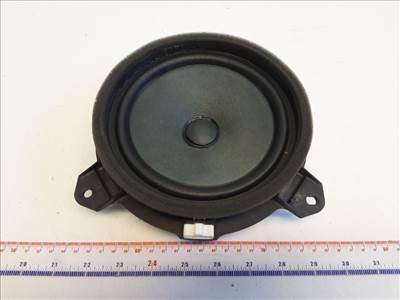 Toyota Yaris (XP130) bal hátsó hangszóró 861600D370