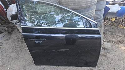 Volvo v40 jobb első ajtó 