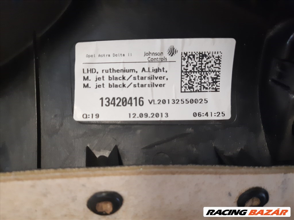 Opel Astra J bal első ajtókárpit  13420416 6. kép