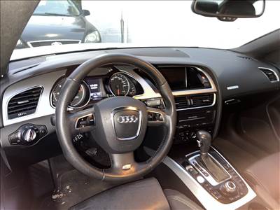 Audi A5 (B8 - 8T) Coupé 3.0 TDI quattro Navigáció mmi