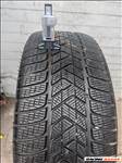  255/4521" újszerű Pirelli téli gumi gumi