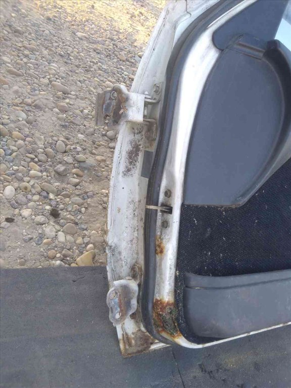 Suzuki Swift II 92-03 Jobb Elsõ Ajtó 7. kép