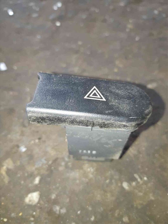 Daewoo Lanos Elakadás Jelzõ Kapcsoló 1. kép