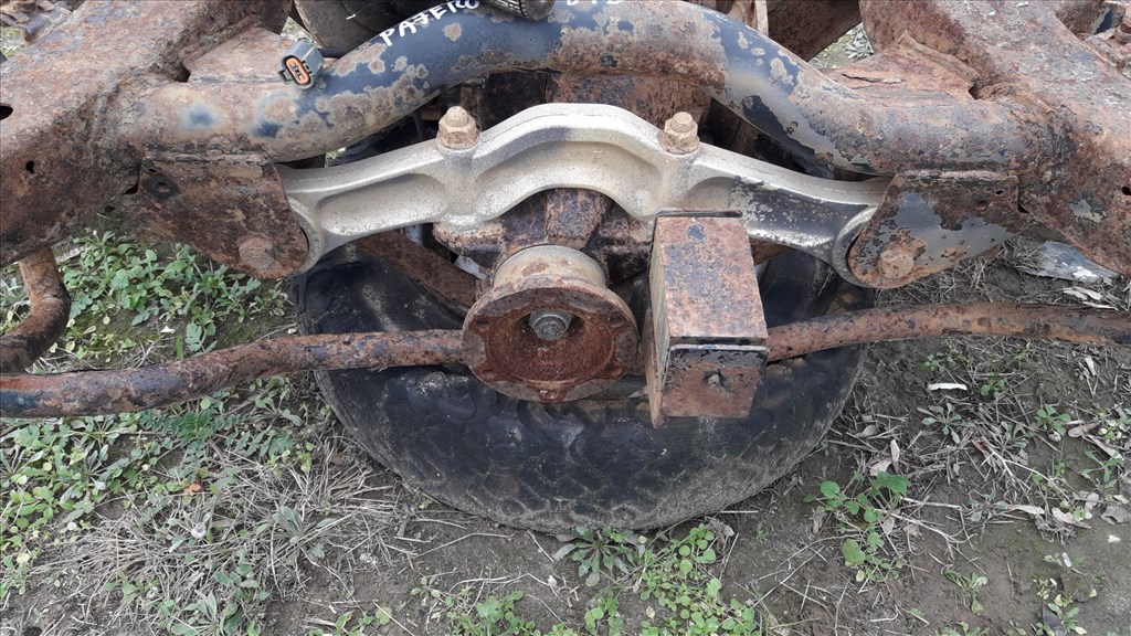 Mitsubishi Pajero Hátsó Híd Tárcsafékes 3. kép