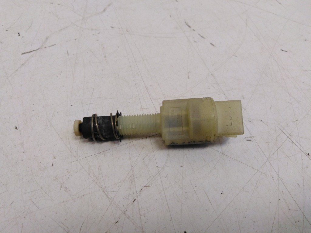 Audi Allroad (C5) féklámpa kapcsoló 4A0945515A 1. kép