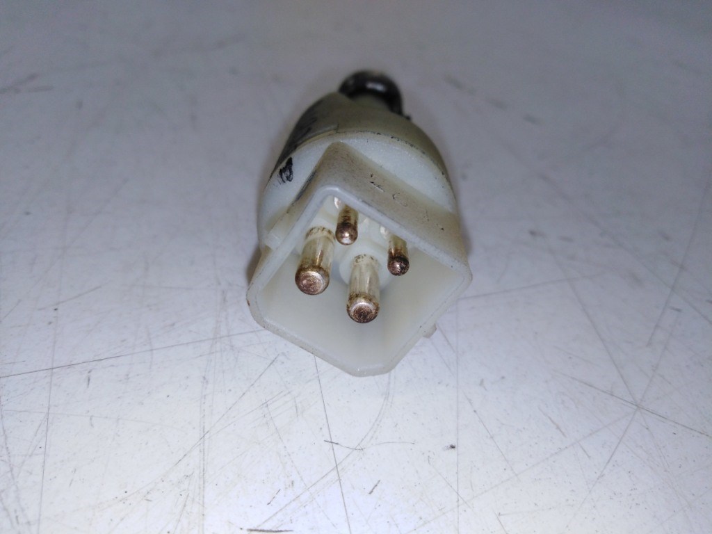 Audi Allroad (C5) féklámpa kapcsoló 4A0945515A 2. kép