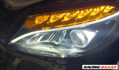 Mercedes Balos C 250 W205 Fényszóró  A2059062504 ,110 000 KM.