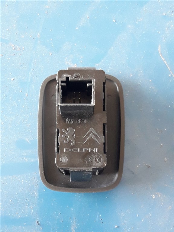 Citroen C5 08- Bal Hátsó Ablakemelõ Kapcsoló 96623726XT 2. kép