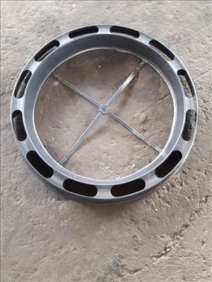 Opel Astra H Pótkerék Tartó 13 117 276