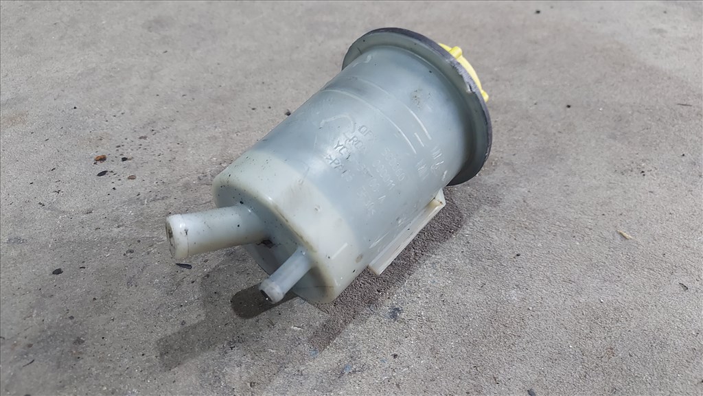 Ford Transit Tranzit MK6 MK7 Szervóolaj szervó olaj tartály kupak 0523 1019707 3. kép