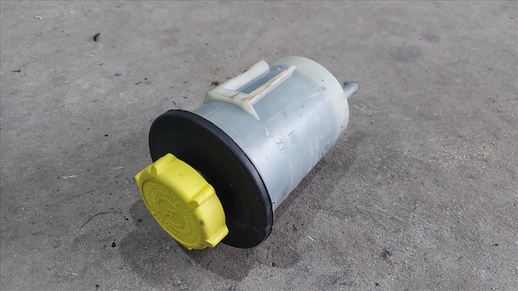 Ford Transit Tranzit MK6 MK7 Szervóolaj szervó olaj tartály kupak 0523 1019707 5. kép