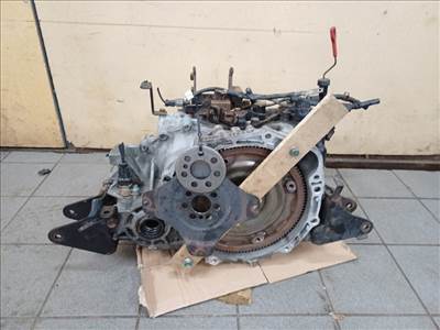 Kia Carens (UN) váltó