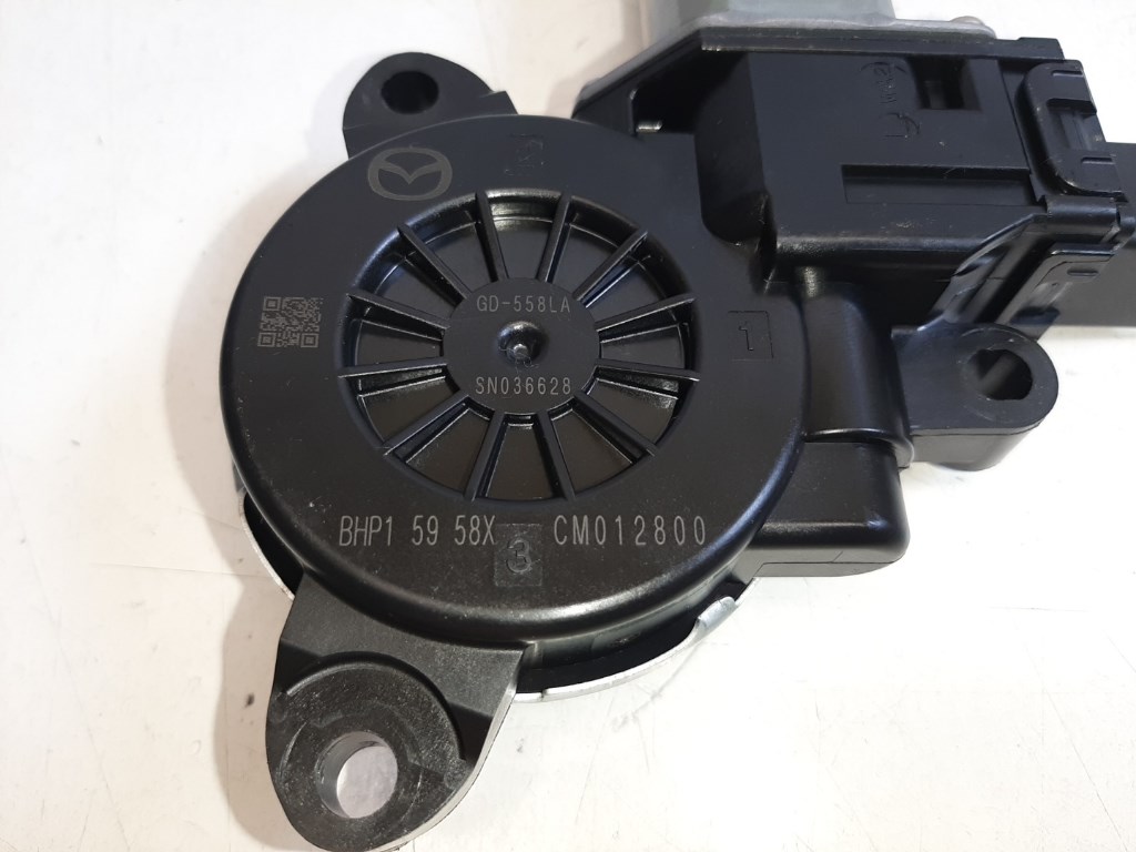 Mazda CX-3 bal hátsó ablakemelõ motor BHP15958X 3. kép