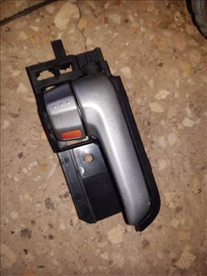 Suzuki Swift III 04-10 Jobb Első Belső Ajtókilincs