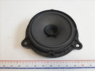 Nissan Leaf (ZE1) bal hátsó hangszóró 28156BR00A