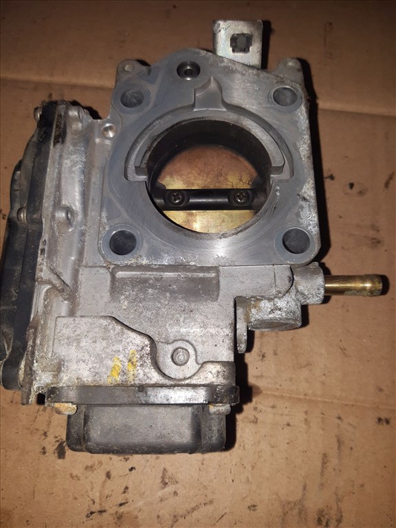 Honda Civic VIII Fojtószelep 3. kép