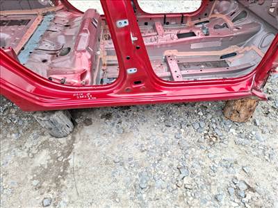 Renault Clio 5 ajtós jobb hátsó küszöb