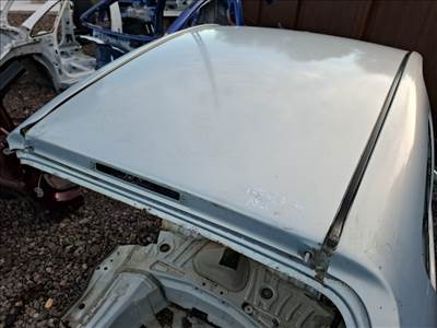 Toyota Aygo 3 ajtós utastértető