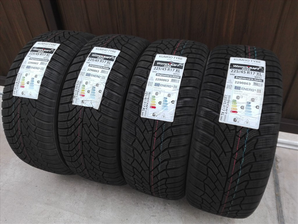225/45R17 ÚJ Kumho téli gumi garnitúra 225/45 r17 1. kép