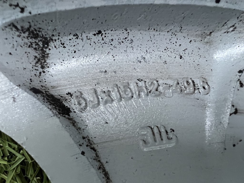 4x98 15" Alfa Romeo gyári alufelni 6Jx15h2 ET49,5 7. kép