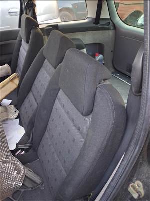 Peugeot 307 bontott alkatrészei hátsó üléssor