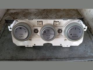 Mazda 6 (1st gen) Fűtéskapcsoló (manuális klímás) *136401* 1. kép