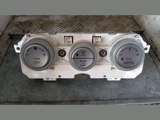 Mazda 6 (1st gen) Fűtéskapcsoló (manuális klímás) *136401*